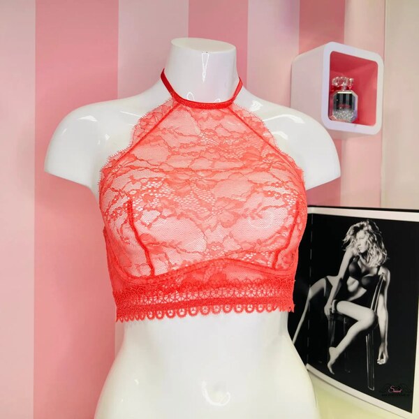 Vysoký krajkový krk: Braletka od Victorias Secret s unikátnym štýlom 46574324