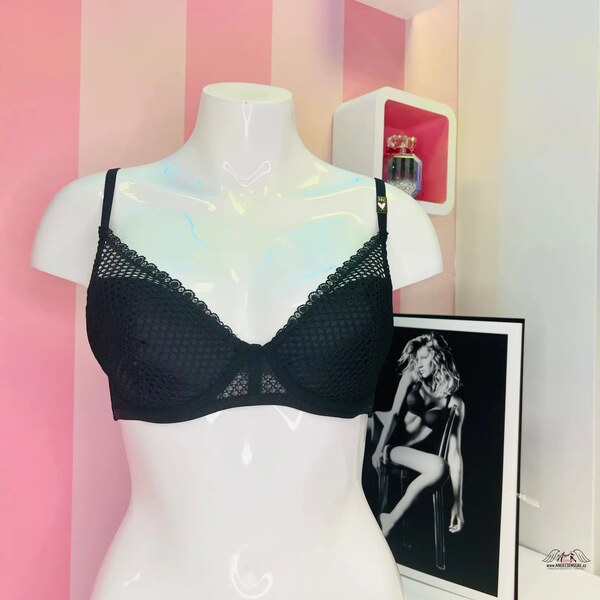 Victorias Secret Štýlová a pohodlná sieťovaná podprsenka s hlbokým 46574883