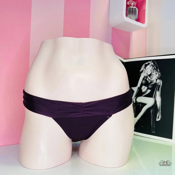 Victorias Secret Luxusný Plážový Štýl s Elegantným Spodným Dielom 46574938