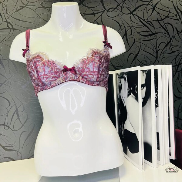 Agent Provocateur Latuta: Elegantná krajková podprsenka pre výnimočné 46574743