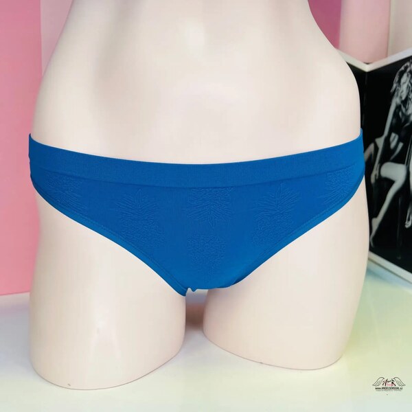 Victorias Secret Tropická elegancia: Cheekini s ananásovými vzormi pre 46574495