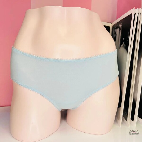 Victorias Secret Nohavičky s čipkou na zadnej strane 65202617