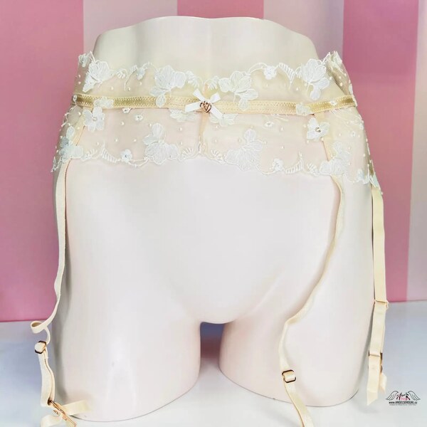 Victorias Secret Podväzkový pás s perličkami 47663056