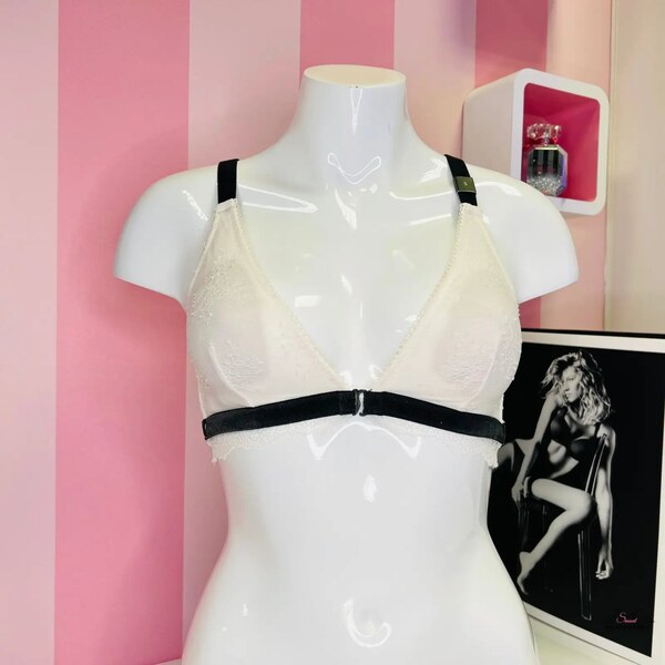 Victorias Secret Provokatívne červený bralette s čipkou a 65202669