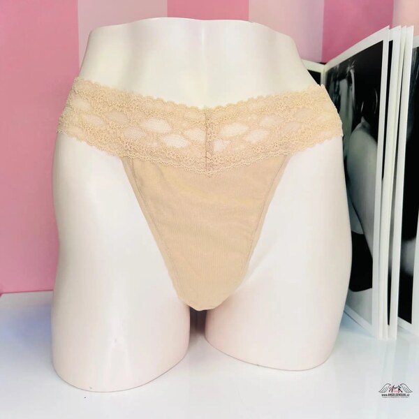Victorias Secret Štýlové bavlnené tangá so širokým čipkovým lemom 65202835