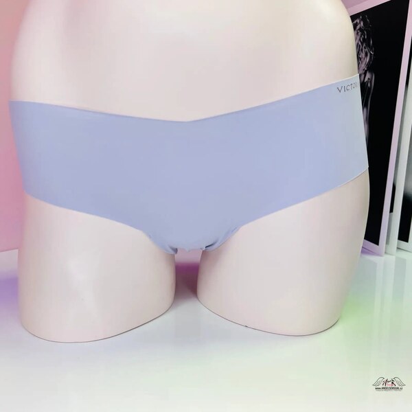 Victorias Secret Sľubné bezšvíkové nohavičky so zlatou výšivkou 65202851