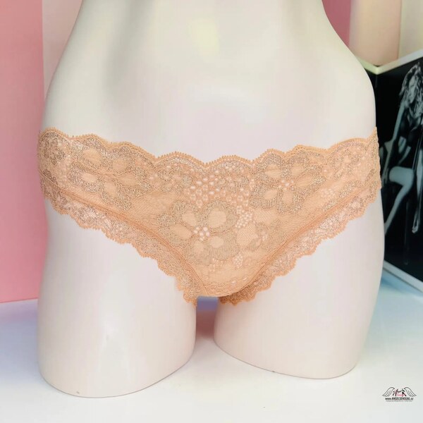 Victorias Secret Cheekini - Svůdné nohavičky s krajkou a jiskřivými 65202760