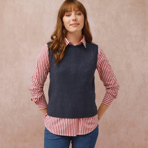 Vesta z hladkého úpletu s okrúhlym výstrihom nám. modrá 052 65218508