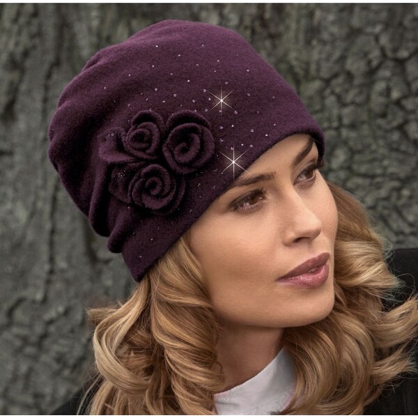 Krumlovanka Dámska fialová zimná čiapka z 100% vlny Woolmar W-0079 65330801
