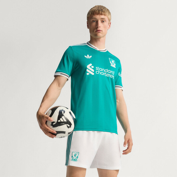 Adidas Tretí autentický dres FC Liverpool 25/26 65395014