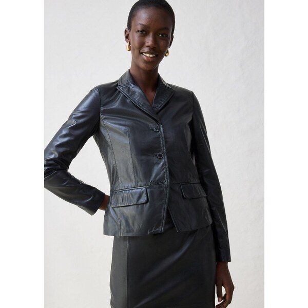 bonprix Krátky blejzer z jahňacej kože, farba čierna 64921942