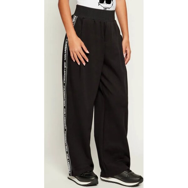 Karl Lagerfeld Kids Teplákové nohavice | Relaxed fit 65451923