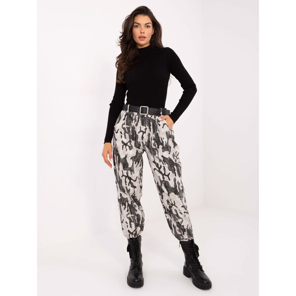 BASIC Smotanové dámske viskózové nohavice s maskáčovým vzorom a 65574729