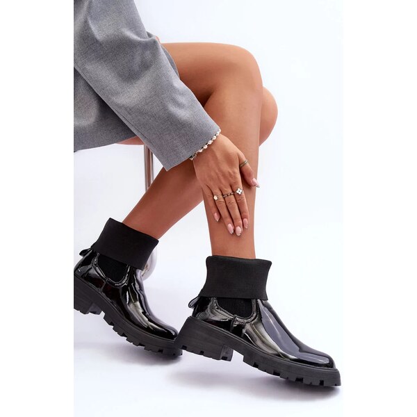 Kesi Dámské lesklé boty s kotníkem černé Pavo 53356648