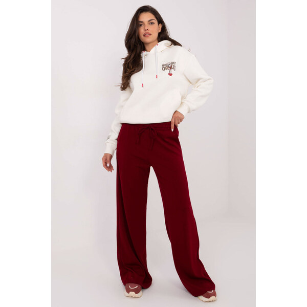 RELEVANCE Tepláky model 218253 Relevantnosť 65574594