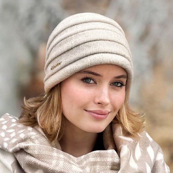 Krumlovanka Dámska zimná čiapka - béžová 100% vlna Woolmark W-0910/960 65578813