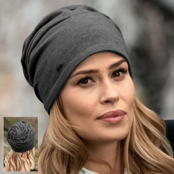 KRUMLOVANKA Dámska celoročná bavlnená čiapka W-0034/D693 sivá 60535756