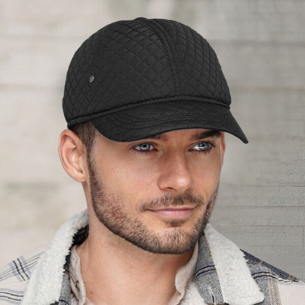 KRUMLOVANKA Pánska nepremokavá šiltovka čierna s klapkami na uši Me 62032105