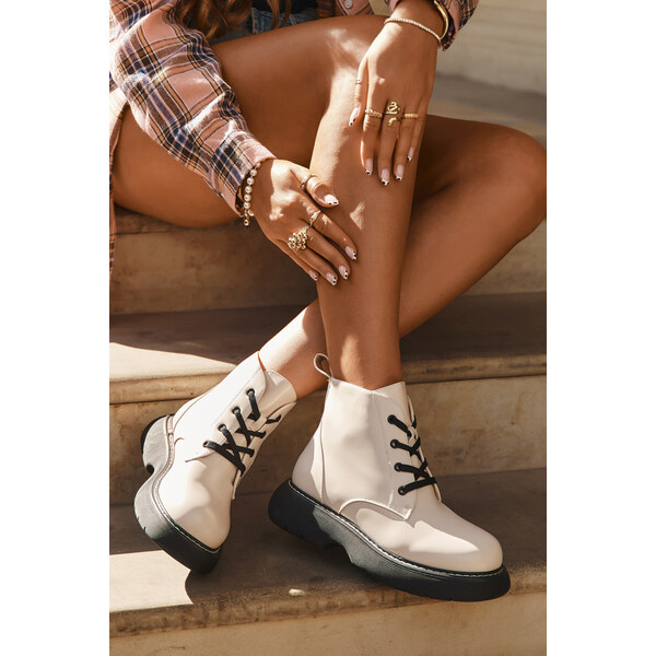 Boto Izolované dámske platformové čižmy na šnúrky svetlosvetlé béžové 65608441