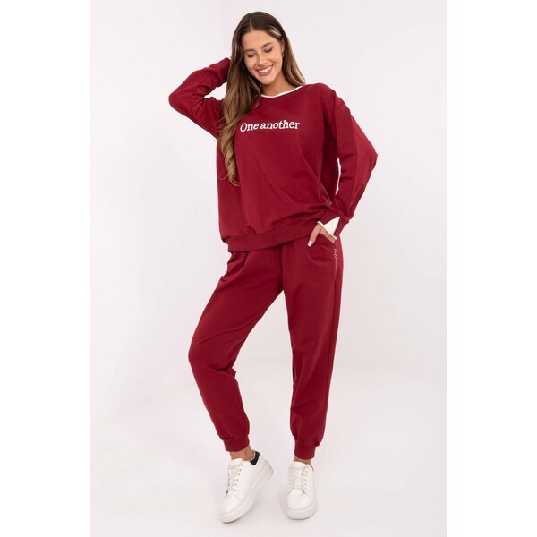 MladaModa Tepláková súprava s nápisom One another bordová 65780817