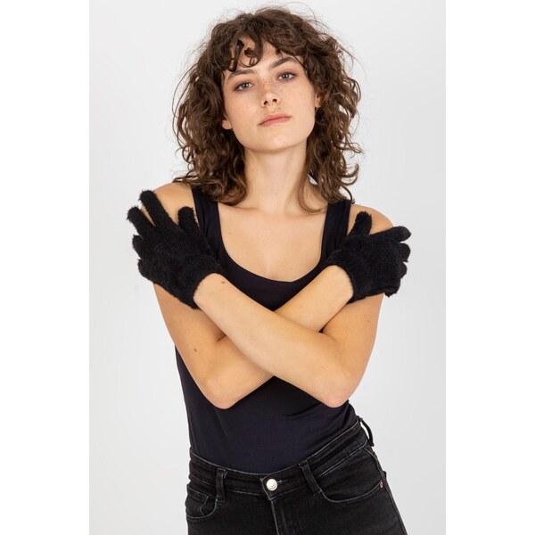 MladaModa Klasické zimné rukavice model 5934 čierne 65954232