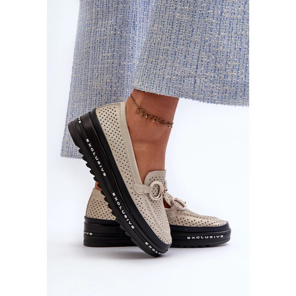 Kesi Dámske mokasíny na platforme z lesklej kože so zlatým zdobením S 57058517