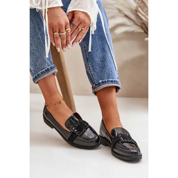 Kesi Dámske lakované mokasíny s čiernym zdobením Vinceza 62288818