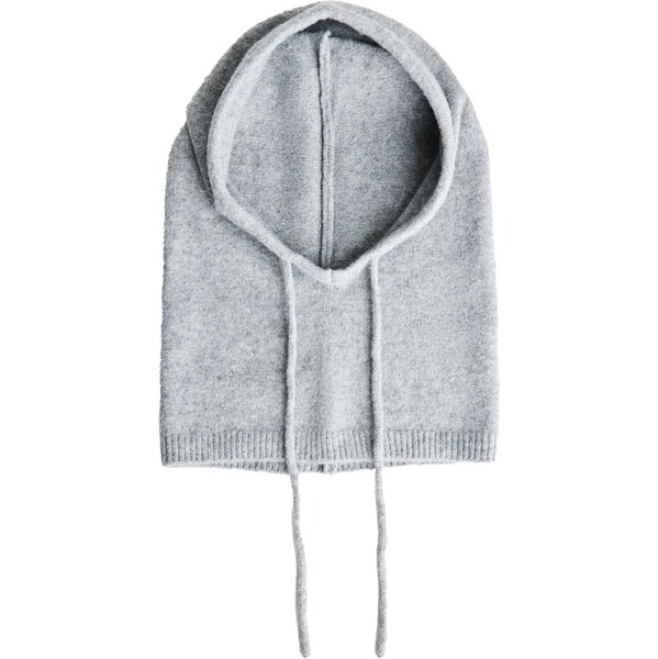 Bershka Čiapky svetlosivá 66010037