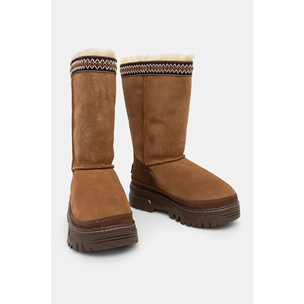 Snehule UGG Classic Tall Trailgazer 58346614