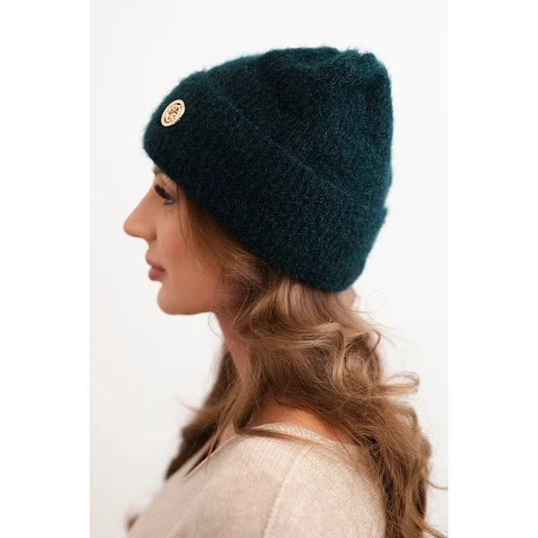 Polski Kesi Dámska zimná čiapka huňatá s ozdobným gombíkom morský 66045198