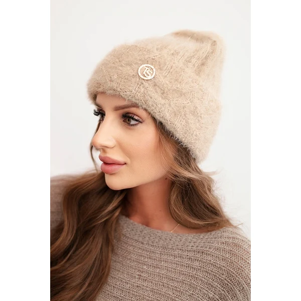 Polski Kesi Dámska zimná čiapka z huňatej priadze a s elegantným 66045200