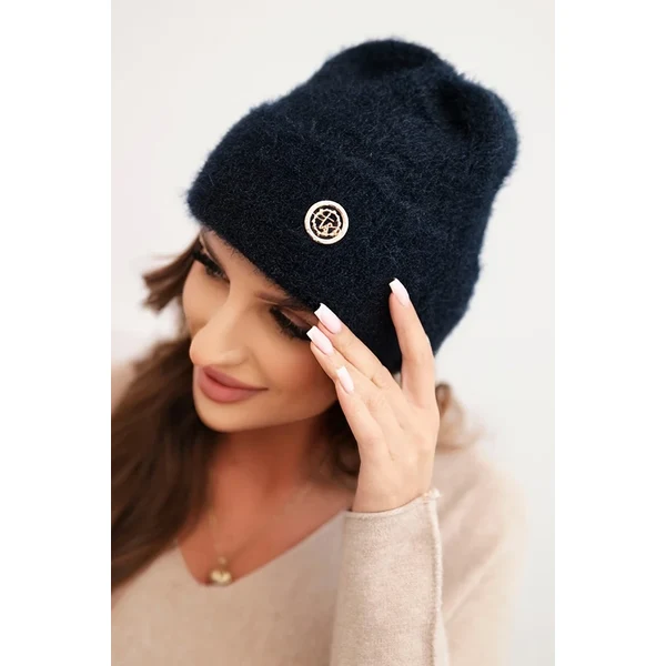 Polski Kesi Dámska zimná čiapka huňatá s ozdobným gombíkom granátová 66045226