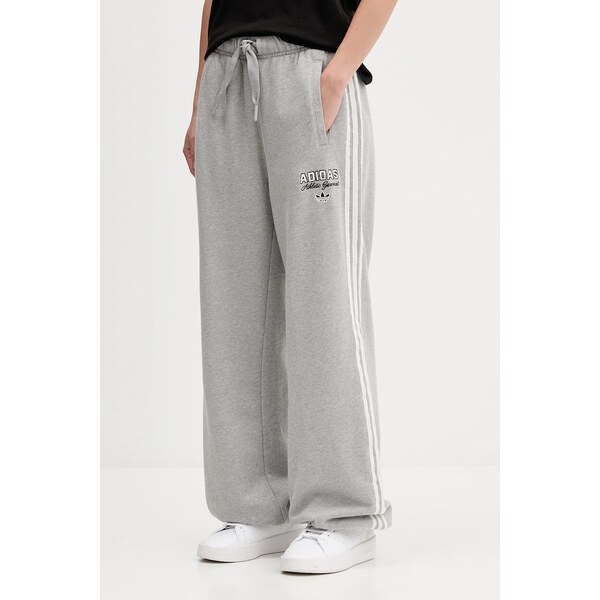 Bavlnené tepláky adidas Originals GFX SWEATPANTS 65619115