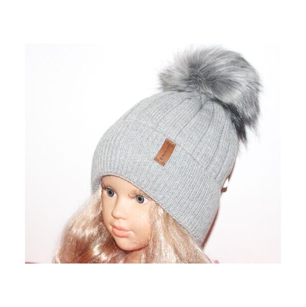 Veilo Dámska čiapka s brmbolcom Zina 66065137