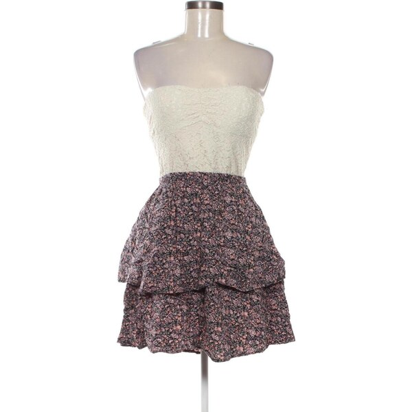 Šaty Review 66180722