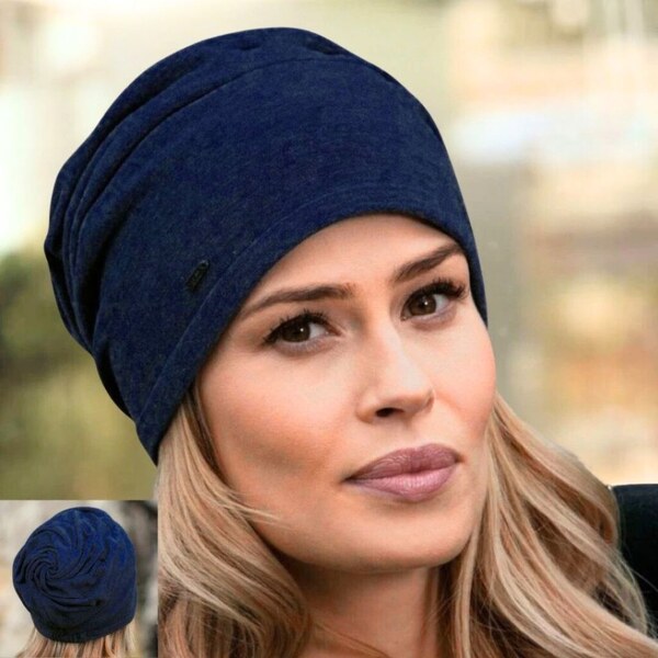 KRUMLOVANKA Dámska celoročná bavlnená čiapka W-0034/D161 modrá 62049469