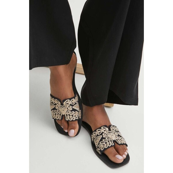 Šľapky Medicine 54657188