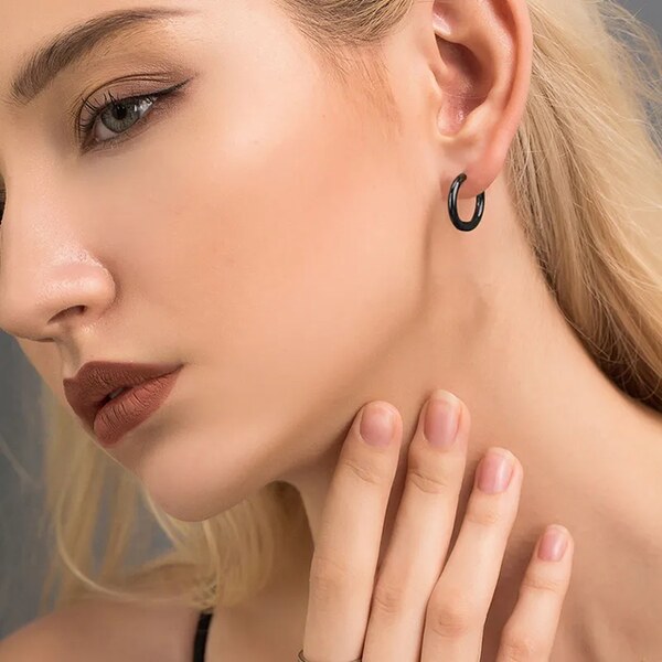 Oceľová náušnica Glare 498 66247058