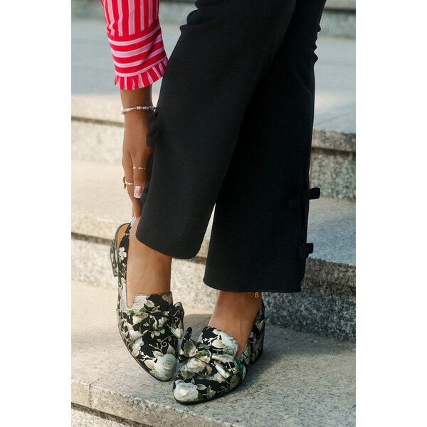 Maciejka Skórzane Czółenka W Kwiaty Z Kokardą N6539-44 Czarne 66662693