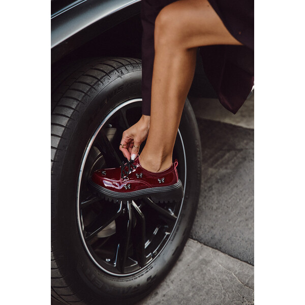 Lakierowane Skórzane Półbuty Damskie Z Przypinkami Artiker 57C0336 66663927