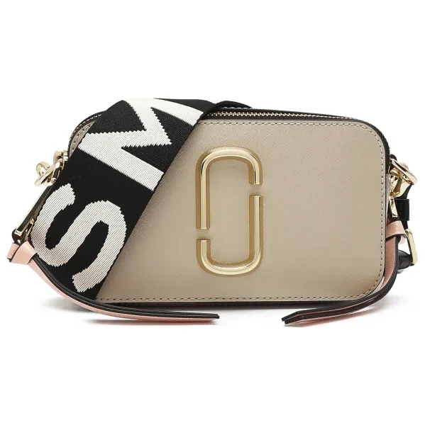 Marc Jacobs Kožená crossbody kabelka THE SNAPSHOT 66364585