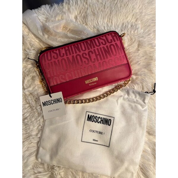 Dámska crossbody kabelka Moschino nyl pink 66390102