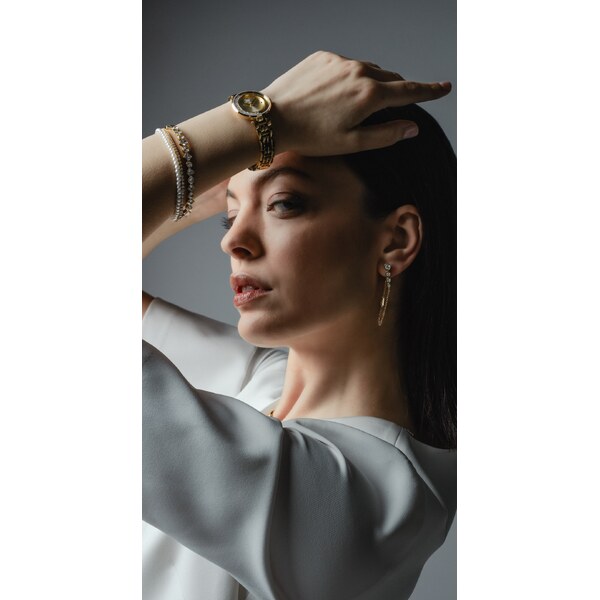 Liu Jo Očarujúce pozlátené náušnice s visiacimi retiazkami LJ2995 66596229