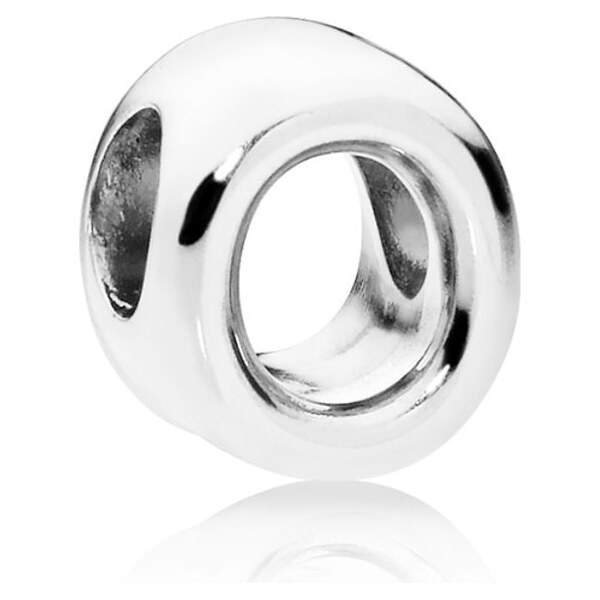 PANDORA prívesok Písmeno O 58185162
