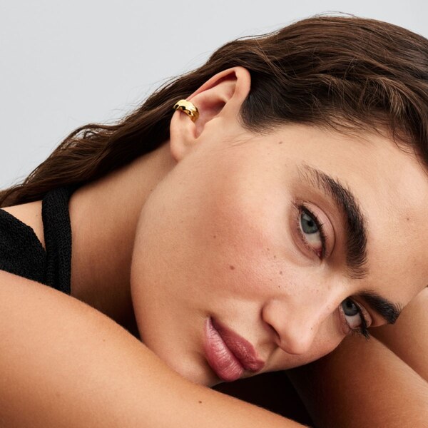 PANDORA Zvlnená záušnica 63777198