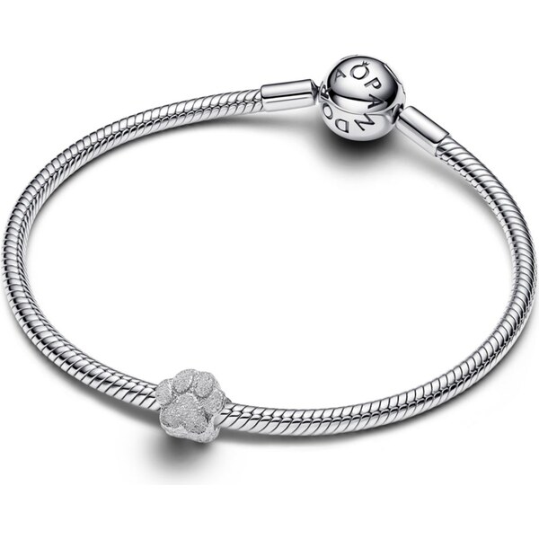 PANDORA mini prívesok Tlapka s textúrou 65245859