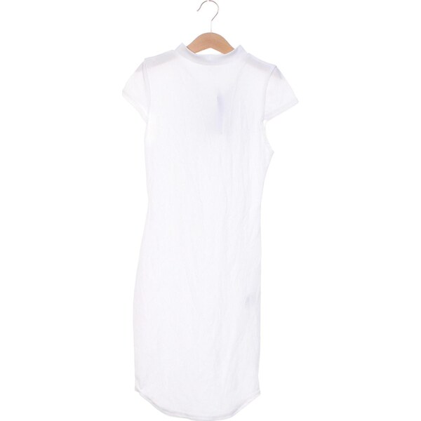 Šaty Pretty Little Thing 66605661