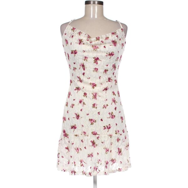 Šaty Stradivarius 66633647