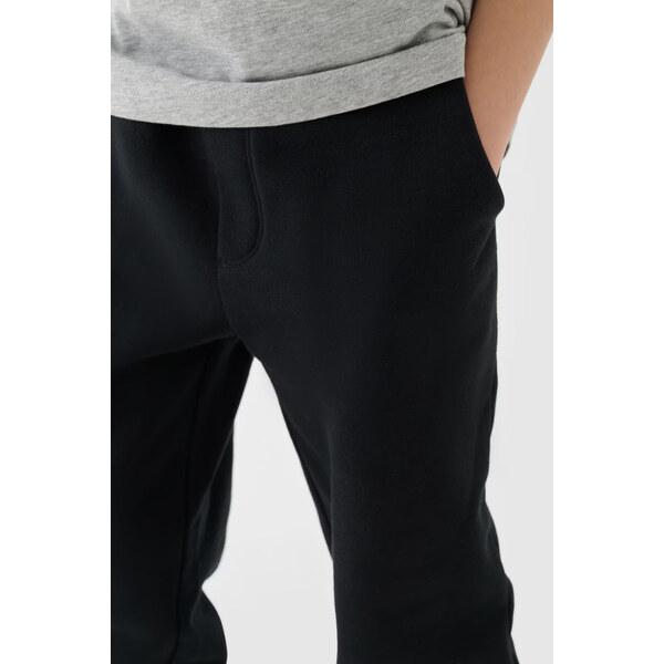 Spodnie Chłopięce Dresowe Joggery 4FJWAW24TTROM760-20S Czarne 66661053