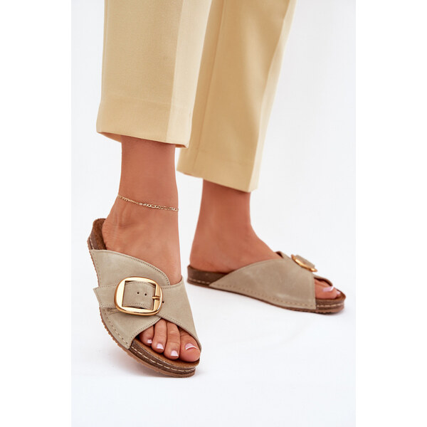 Skórzane Klapki Ze Złotą Klamrą Maciejka 07000-22 Pistacjowe 66663333